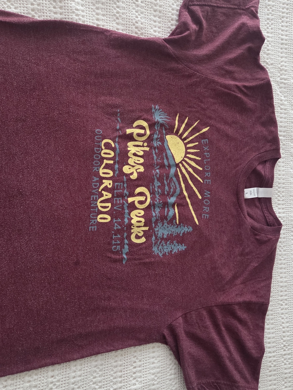 Pikes Peak Colorado Graphic Tee Burgundy